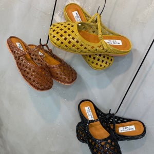 라방 10% 추가 할인 (230-250)사쿠 위빙 짜임 샌들 뮬 블로퍼 3color