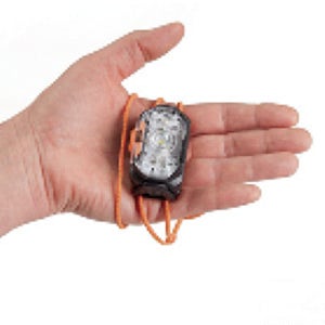 페츨 PETZL 스위프트 LT 헤드램프
