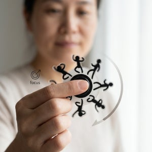 착시 현상 모션 스피너 피젯 토이 뛰고 런닝 춤추는 회전스피너 쓸데없는 신박한 스트레스해소