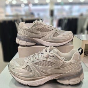 휠라 1RM02964H 050 FILA INTERUN v2 휠라인터런v2 남여공용운동화