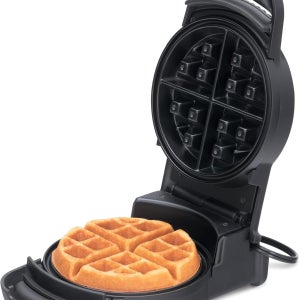프레스토 0357 플립 벨기에 와플 메이커 5 1/2 inch Waffles