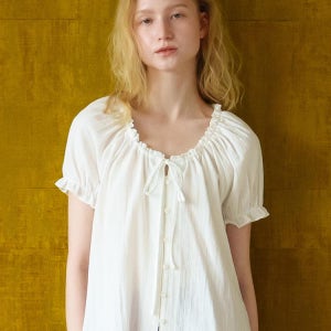 [언에디트]E Romantic Lace Frill Puff Blouse