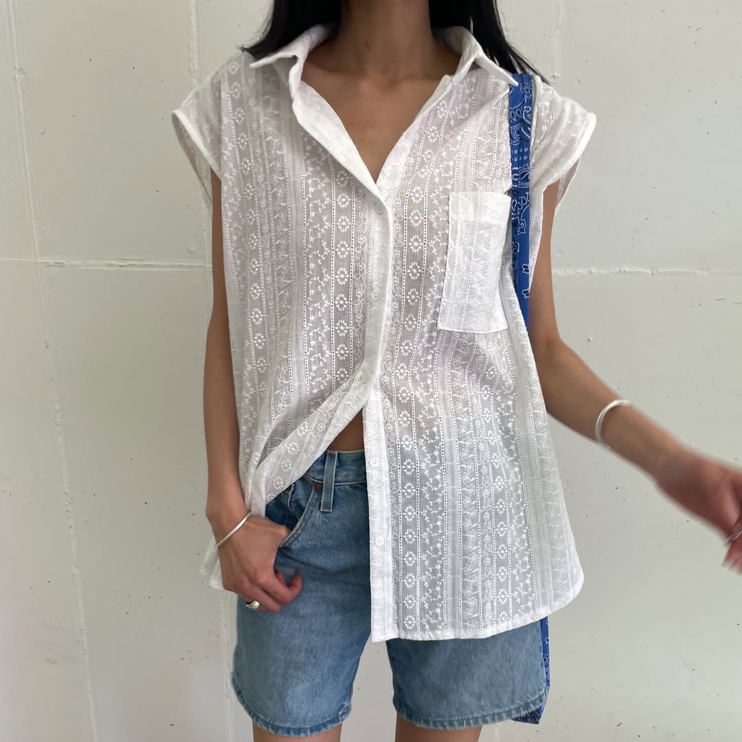 온리탑 뉴뉴 플라워 펀칭 레이스 썸머 셔츠 블랙 아이보리 비아