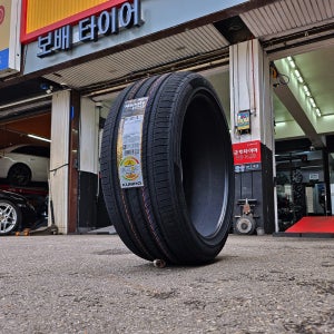 금호타이어 마제스티 엣지 245/40R20 2454020 공임별도 국산차얼라이먼트서비스