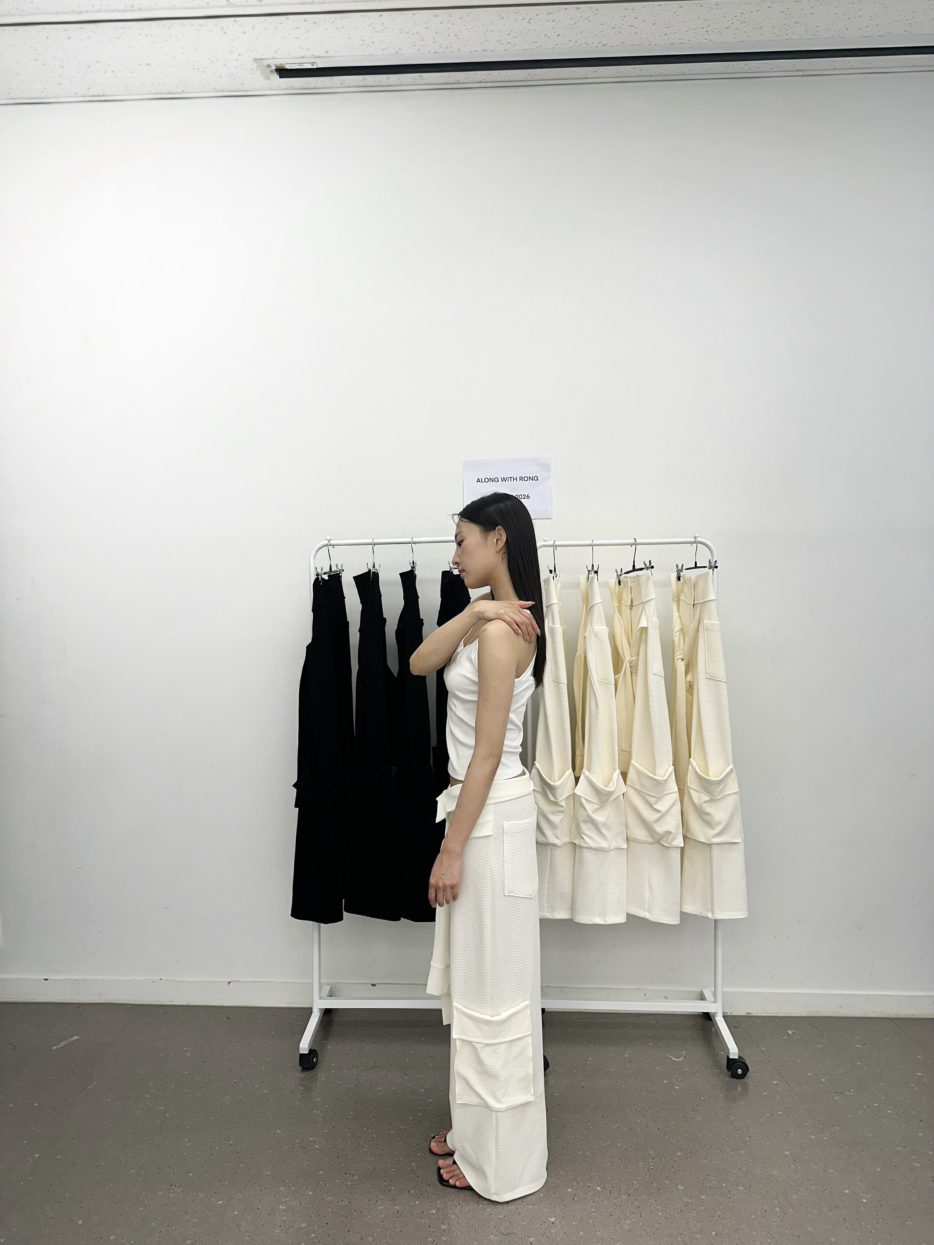 （얼롱위드롱)LOW WAIST WRAP WIDE PANTS