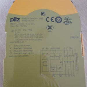 750104 PNOZ s4 24VDC 3 n/o 1 n/c Pil 자기 릴레이 새 원본