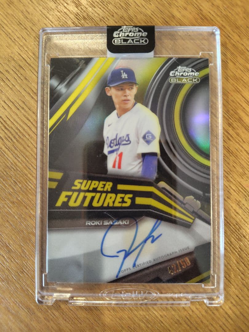 [50장 한정] Topps 사사키 로키 선수 친필 사인 카드 (온 카드)