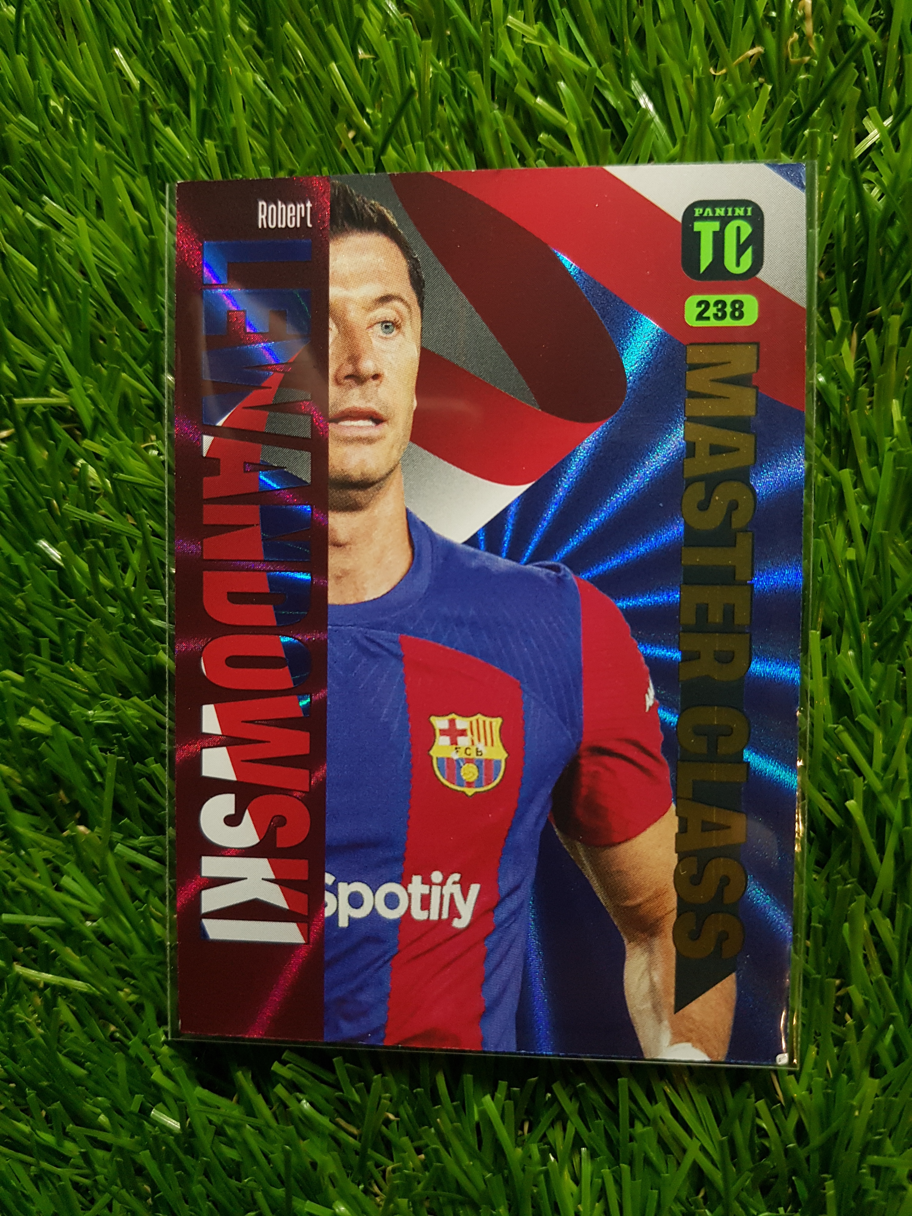 축구카드 Panini Top Class 2024 시리즈 Master Class 인서트 카드(번호 238) FC 바르셀로나 로베르트 레반도프스키(Robert Lewandowski)