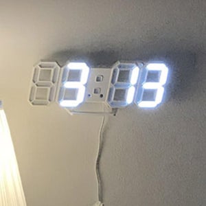 벽걸이 겸용 탁상용 시계 디지털 3D 무소음 LED시계