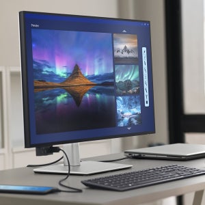 DELL 27인치(68.4cm) 4K UHD 썬더볼트 모니터 피벗 듀얼 서브 슬림베젤