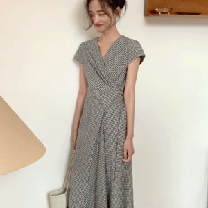 에드 체크 랩 원피스