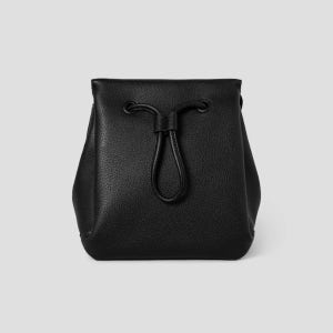 [빈폴] Less Bag 3 스몰 가죽 백팩 - 블랙 BE61D3M845