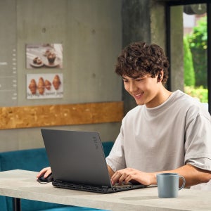 ASUS TUF 게이밍 A16 FA608UMI-QT197 R7-260 RAM 32GB 512GB RTX5060 게이밍 노트북