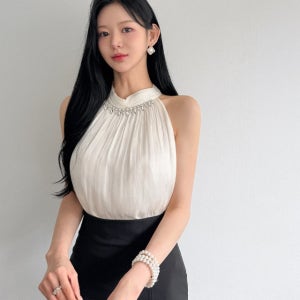 루체 큐빅넥 홀터 탑