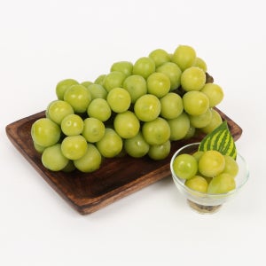 제철 고당도 샤인머스켓 1.3kg, 3개