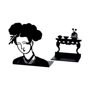 여인의 상차림 북엔드 세트