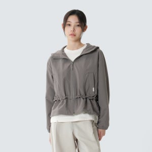 [스노우피크 어패럴] 캠프 드라이 여성 바람막이 Dark Khaki (S26FWFWB61)