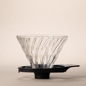 하리오 V60 글라스 드리퍼 02 블랙 VDGR-02-B