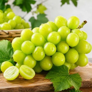 일 30박스 한정판매 고당도 샤인머스켓 2kg, 1개