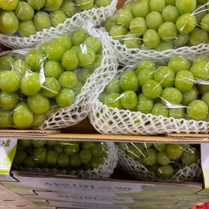 고당도 당도선별 샤인머스켓 씨없는 포도 2kg 4kg 3-4수 경매직송 국내산