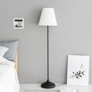 마켓비 OMSTAD 장스탠드 E26 KS1533F 앤틱블랙