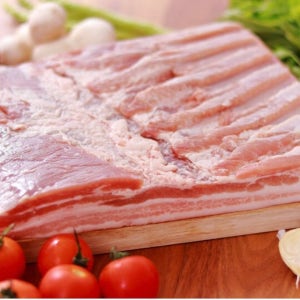 럭키미트 수입산 냉동 통삼겹살 무피 보쌈용 바베큐 수육용 2kg1개
