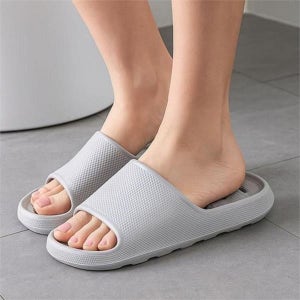 푹신한 미끄럼 방지 슬리퍼 남성 논슬립 슬리퍼 편한 물놀이 쿠션