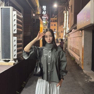 [다니튜] 여성 셔링 숏 야상자켓 하이넥 벌룬소매 크롭 바람막이