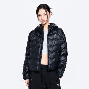 [MLB] 여성 고프코어 웨이브 퀼팅 후드 경량 패딩 NY (Black) 3FDJB0166