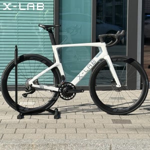 XLAB 엑스랩 AD7 105 Di2 로드자전거 - 화이트