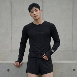 러너스픽 남녀공용 쿨메쉬 롱슬리브 와치홀 긴팔 티셔츠 기능성 운동복 러닝 헬스용