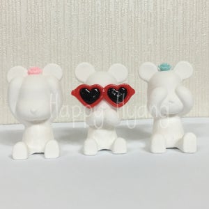 수제몰드 앉은베어브릭몰드 귀가린베어브릭몰드 입가린베어브릭몰드 눈가린베어브릭몰드 곰몰드 베어브릭 케릭터몰드 석고오너먼트 석고방향재 석고몰드 석고방향제몰드 석고방향제재료