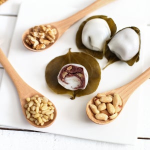 의령특산품 김창섭님의 참고소한 견과류망개떡